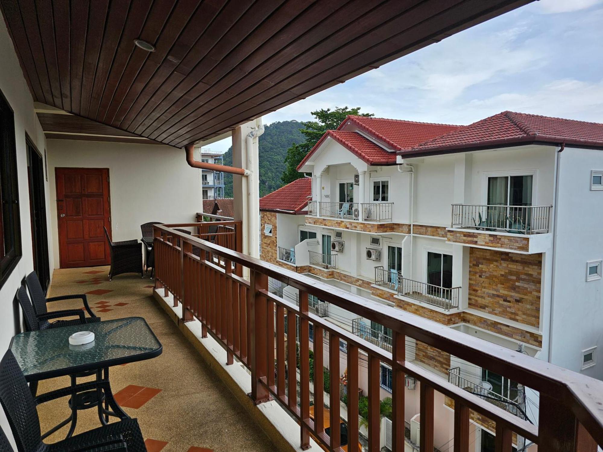 Sai Rougn Apartment Patong 외부 사진